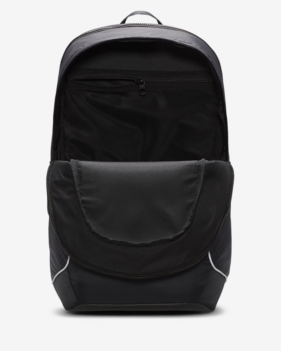 Nike deals Sportswear Essentials Backpack (20L) CU9789-206